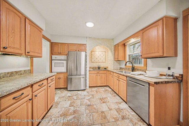 2898 N Every Road, Mason, MI 48854