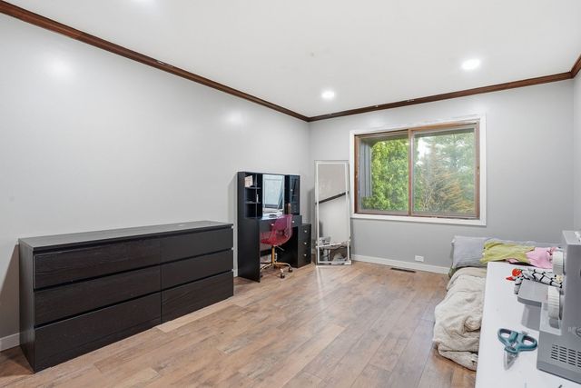 6225 Lakewood Drive, Marengo, IL 60152