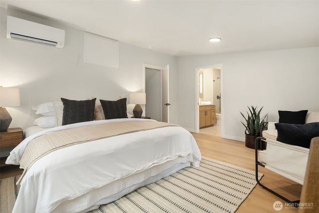 12241 NE 65th Street, Kirkland, WA 98033