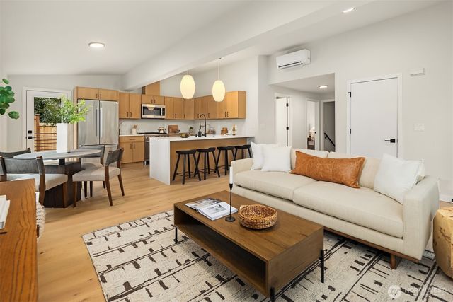 12241 NE 65th Street, Kirkland, WA 98033