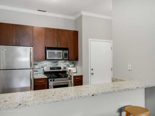 2089 W Wabansia Avenue 202, Chicago, IL 60647