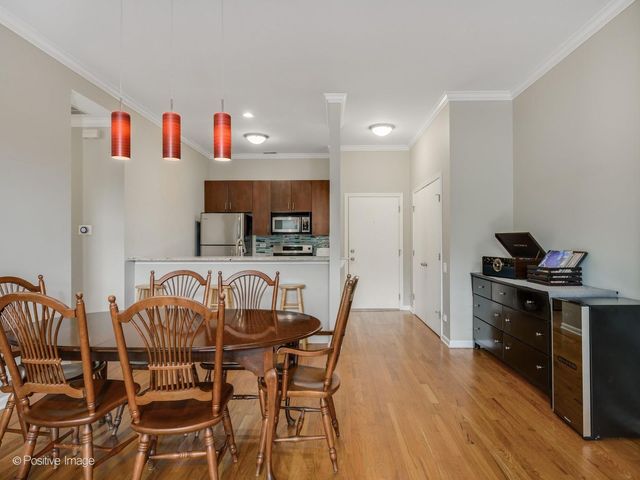 2089 W Wabansia Avenue 202, Chicago, IL 60647