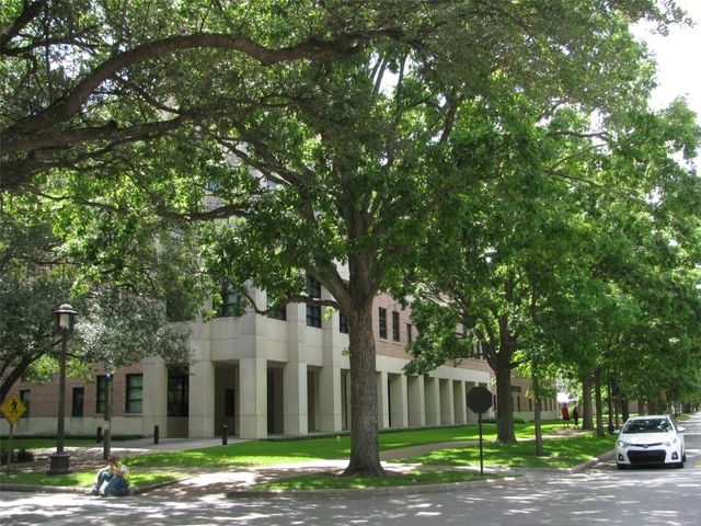 4008 Tennyson Street, West University Place, TX 77005