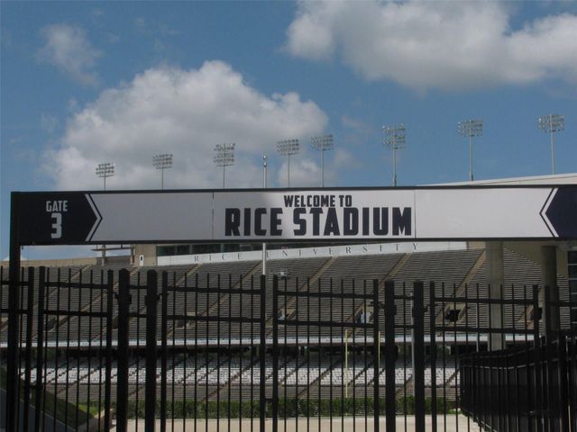 4008 Tennyson Street, West University Place, TX 77005