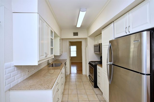 4008 Tennyson Street, West University Place, TX 77005