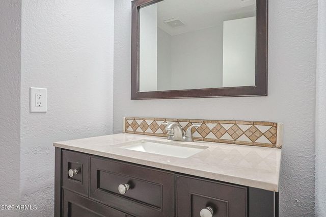 6675 N 84TH Drive, Glendale, AZ 85305