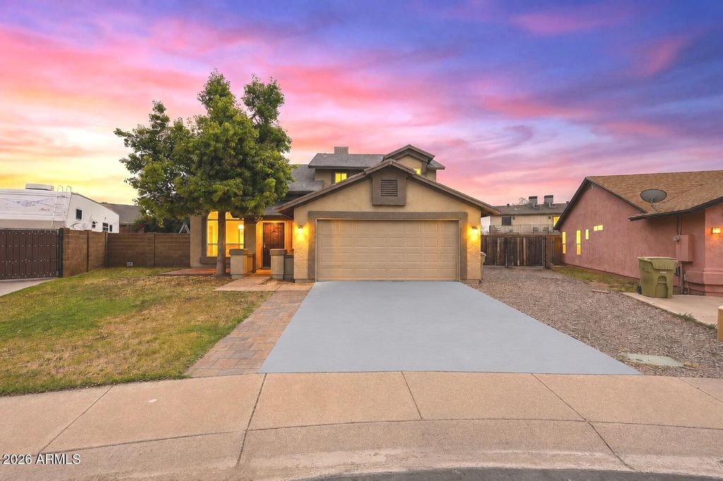 6675 N 84TH Drive, Glendale, AZ 85305