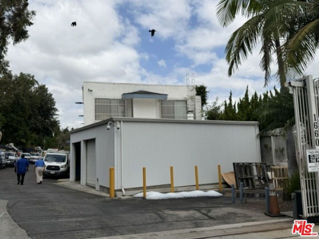 1660 Riverside Drive, Los Angeles, CA 90031 — photo 4