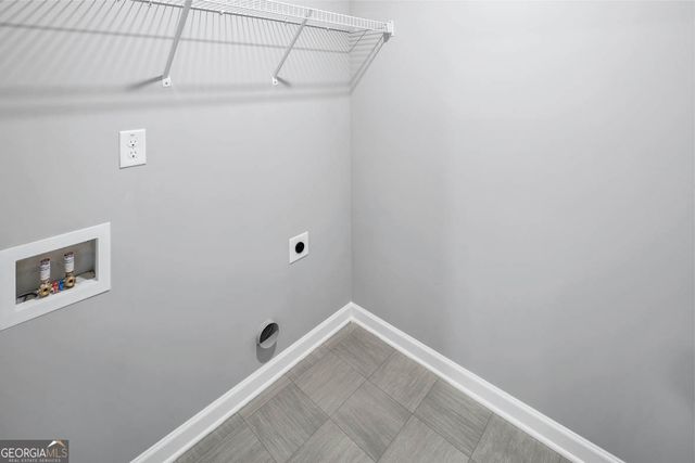 221 Lauritsen Way, Newnan, GA 30265