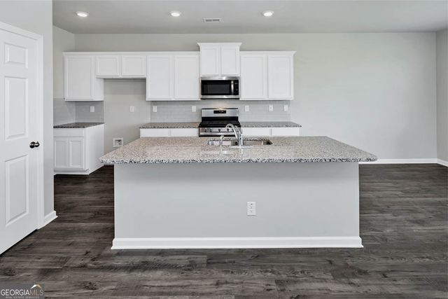 221 Lauritsen Way, Newnan, GA 30265