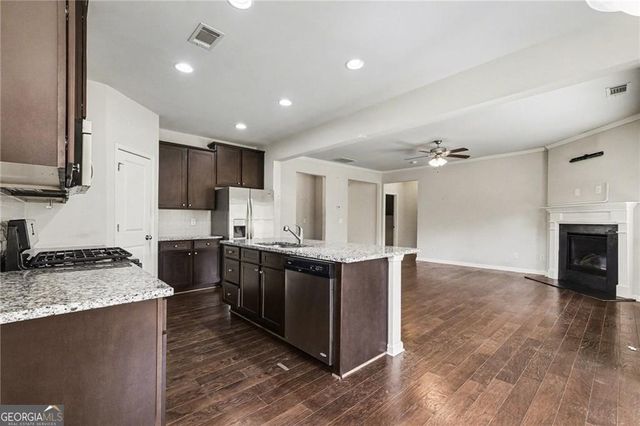 4611 Summer View Drive, Gainesville, GA 30504