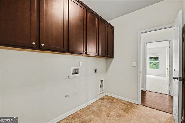 4611 Summer View Drive, Gainesville, GA 30504