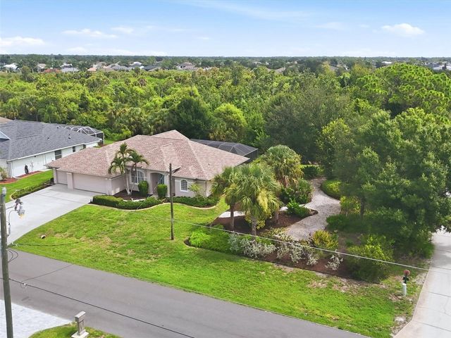 162 MEDALIST ROAD, Rotonda West, FL 33947