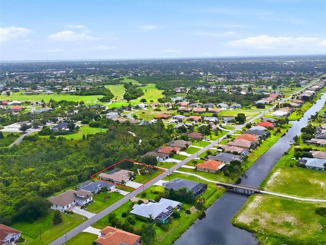 162 MEDALIST ROAD, Rotonda West, FL 33947