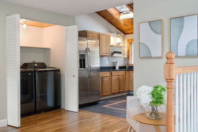 11 Winter St, Foxboro, MA 02035