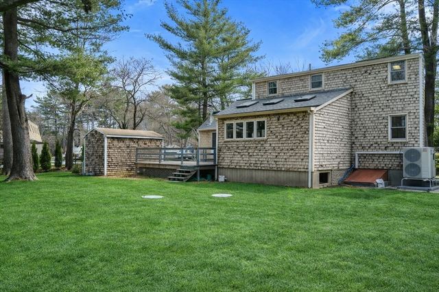 11 Winter St, Foxboro, MA 02035