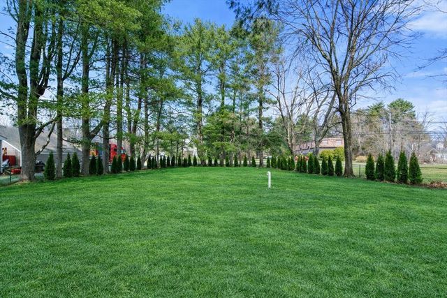 11 Winter St, Foxboro, MA 02035