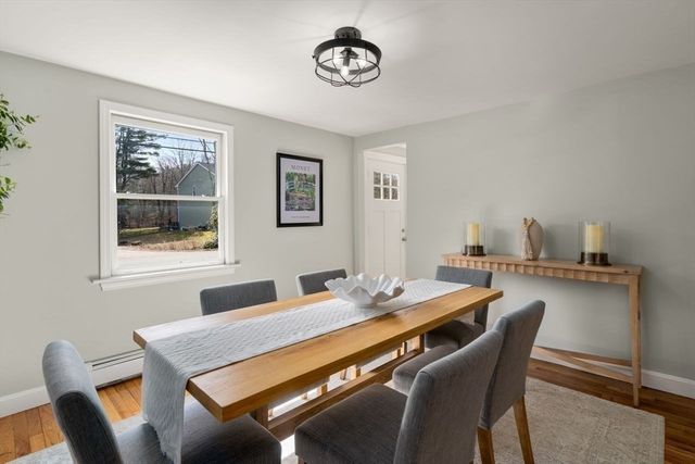 11 Winter St, Foxboro, MA 02035