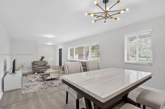 7081 NW 8th Ct, Plantation, FL 33317