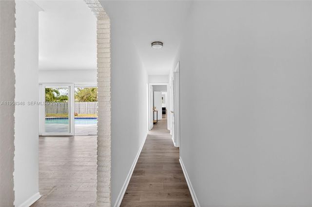 7081 NW 8th Ct, Plantation, FL 33317