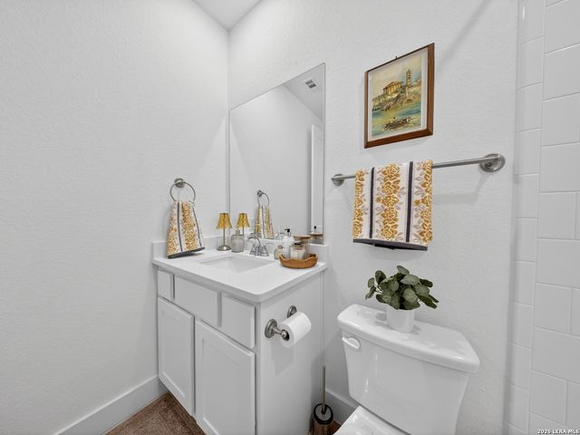 1858 Nettletree, New Braunfels, TX 78132