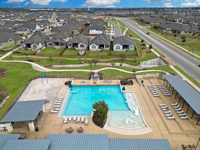 1858 Nettletree, New Braunfels, TX 78132