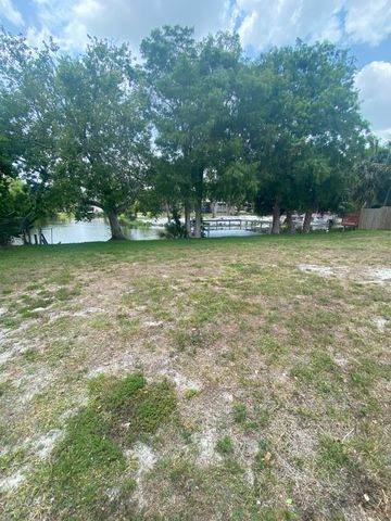 1317 Willow Road, West Palm Beach, FL 33406