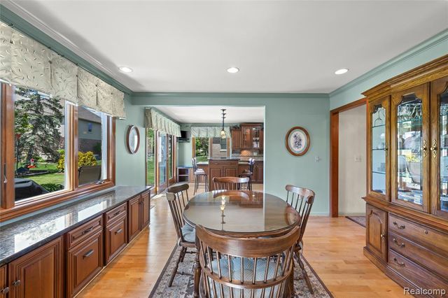 36959 Dardanella Street, Livonia, MI 48152