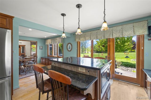 36959 Dardanella Street, Livonia, MI 48152