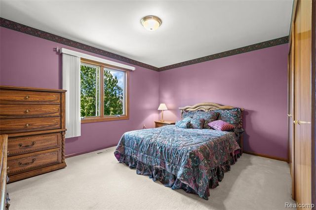 36959 Dardanella Street, Livonia, MI 48152