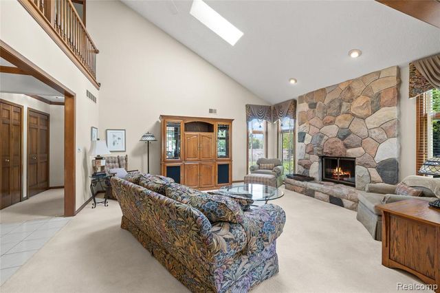 36959 Dardanella Street, Livonia, MI 48152