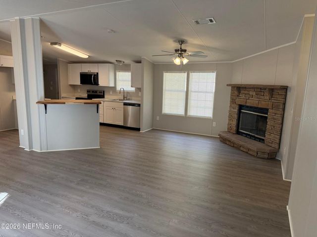 204 RABBIT TRACK ROAD, Satsuma, FL 32189