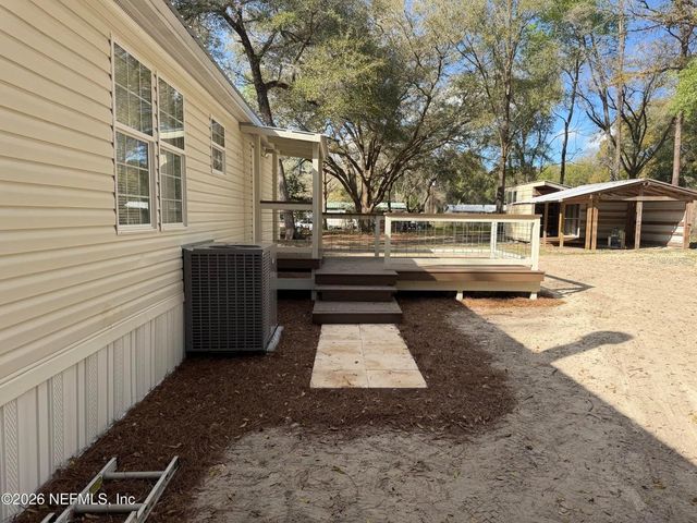 204 RABBIT TRACK ROAD, Satsuma, FL 32189