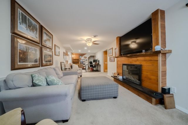 20155 Arrowhead Street NW, Andover, MN 55303