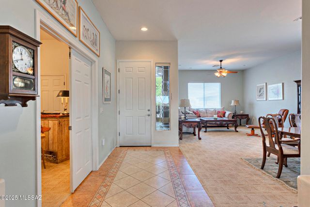 506 N Michelangelo Drive, Green Valley, AZ 85614