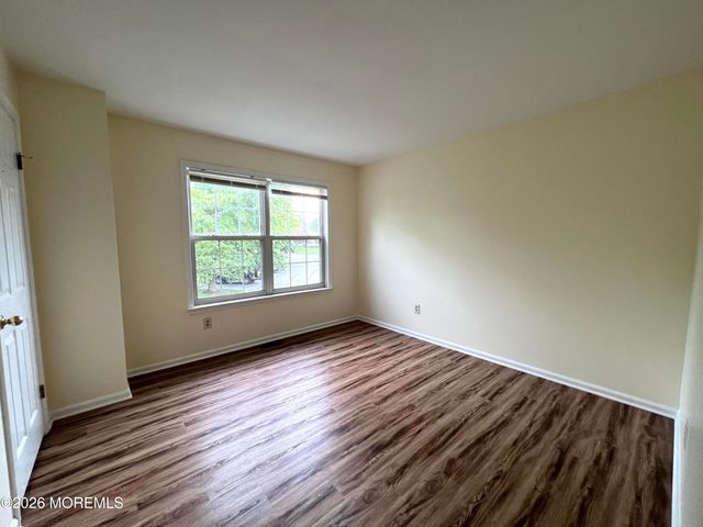 757 Banyan Court, Morganville, NJ 07751