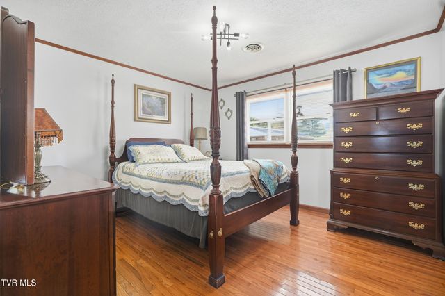 484 Duff Circle, Castlewood, VA 24224