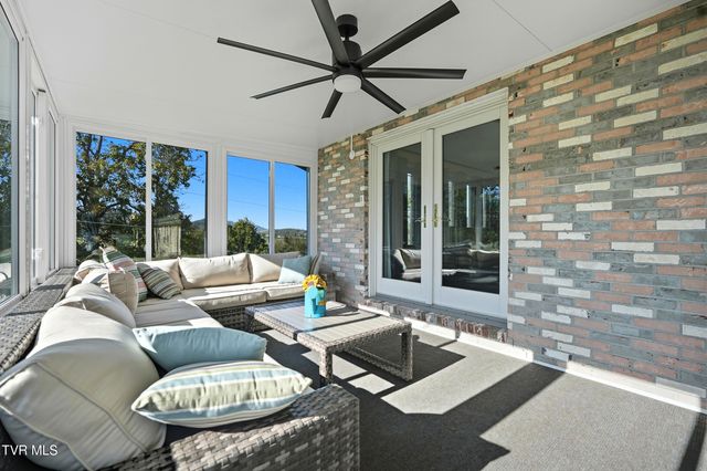 484 Duff Circle, Castlewood, VA 24224