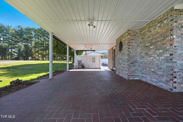 484 Duff Circle, Castlewood, VA 24224