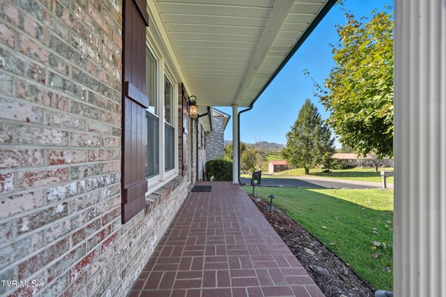 484 Duff Circle, Castlewood, VA 24224
