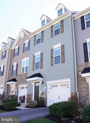 132 MULBERRY DR, Malvern, PA 19355
