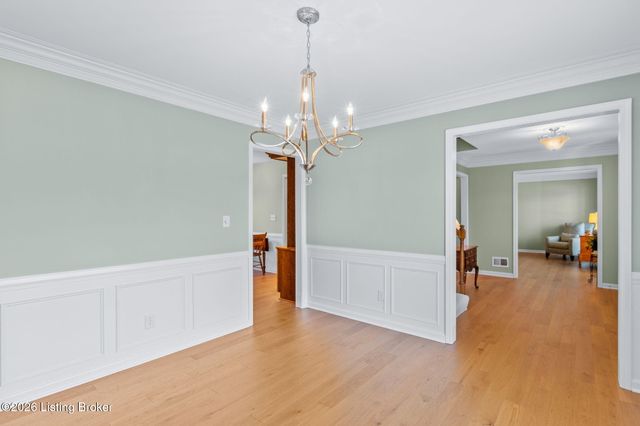 12 Autumn Hill Ct, Prospect, KY 40059