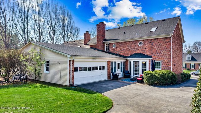 12 Autumn Hill Ct, Prospect, KY 40059