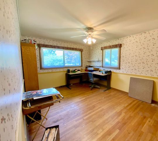 2271 Fitchome Street, Aurora, IL 60506