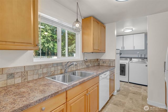 30141 3rd Place SW, Federal Way, WA 98023