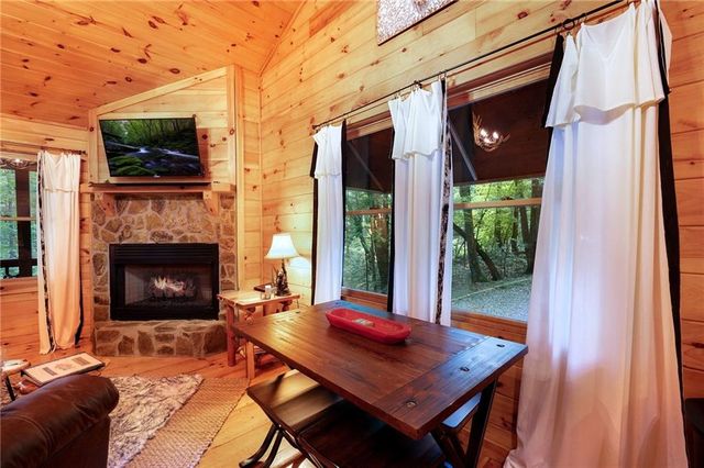 1564 Big Ben Road, Ellijay, GA 30540