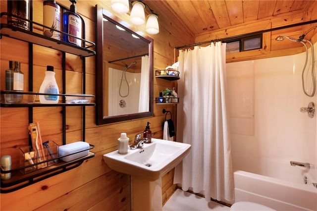 1564 Big Ben Road, Ellijay, GA 30540