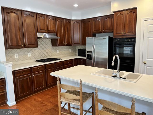 1786 BRENTRIDGE ST, Vienna, VA 22182