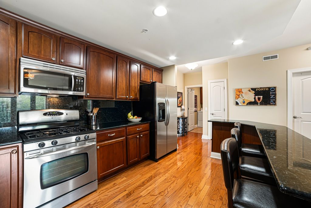 1200 N Foxdale Drive 110, Addison, IL 60101 — photo 3