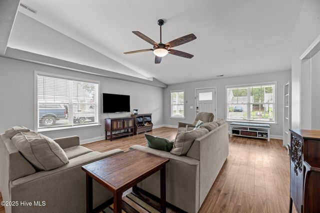 219 Bandon Drive, New Bern, NC 28562
